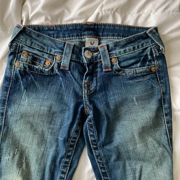 Size 25 True Religion Jeans. - Picture 3 of 5